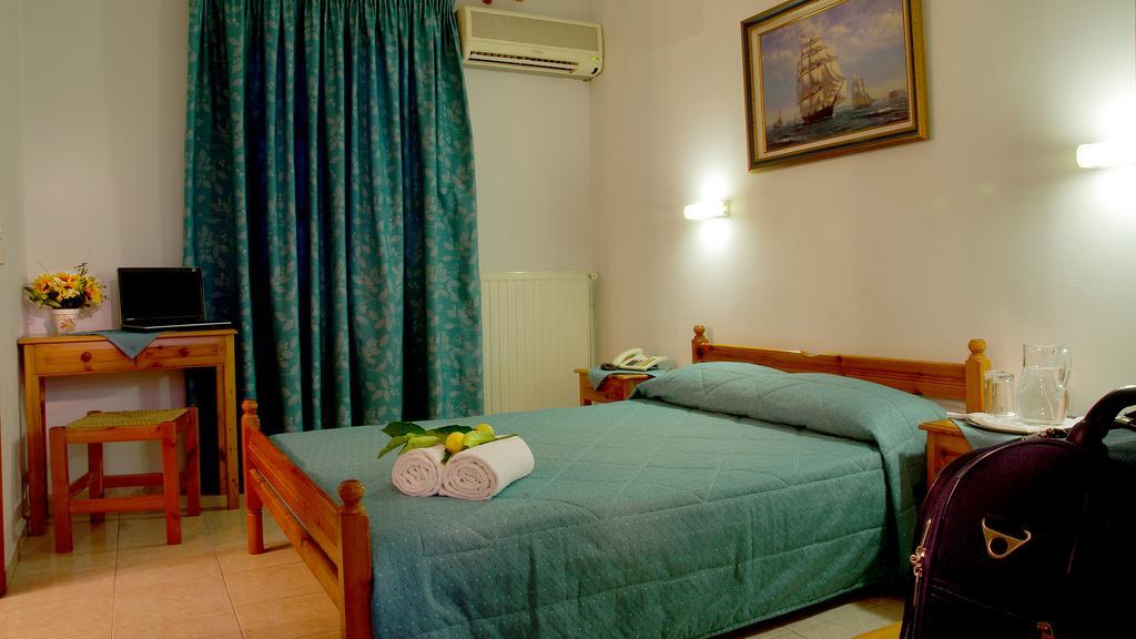 Effie Hotel Skála Esterno foto